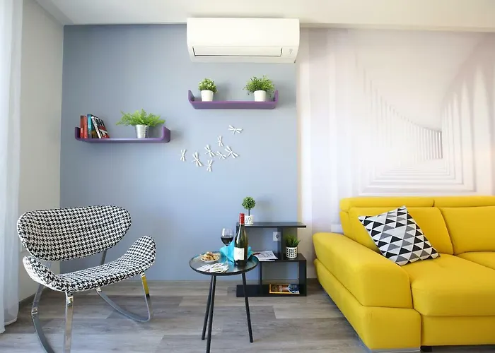 Zadractive - Perfect View But No Elevator 자다르